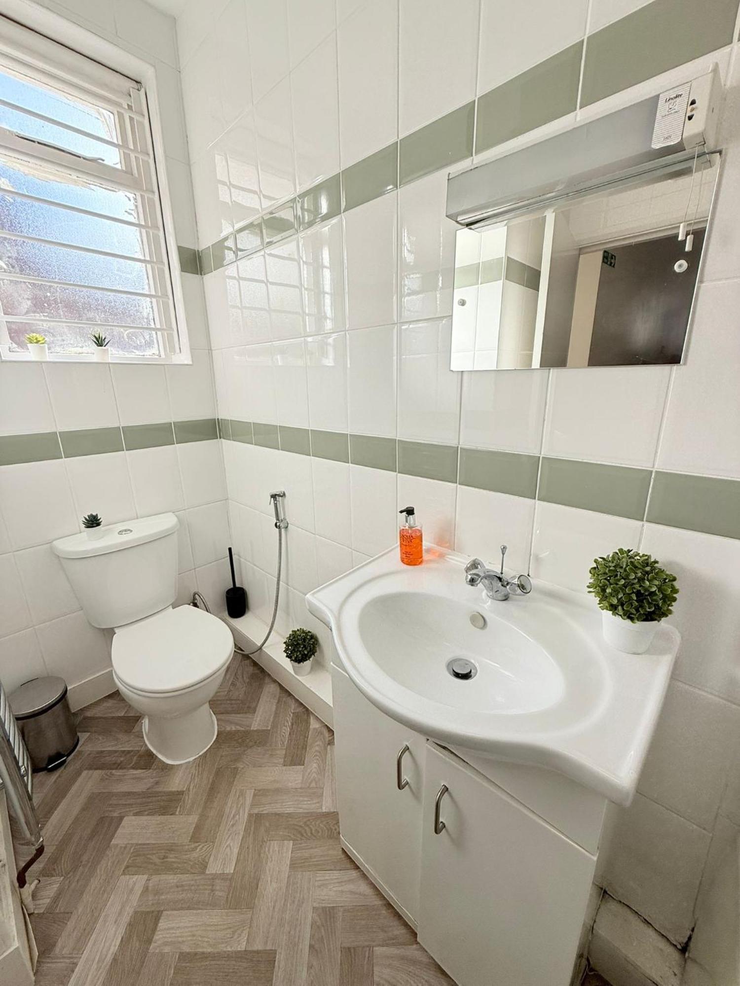 Cricklewood Broadway Guest Home London Zimmer foto